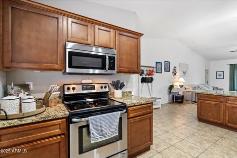 $419,900 | 8025 South 5th Avenue, Phoenix, AZ 85041