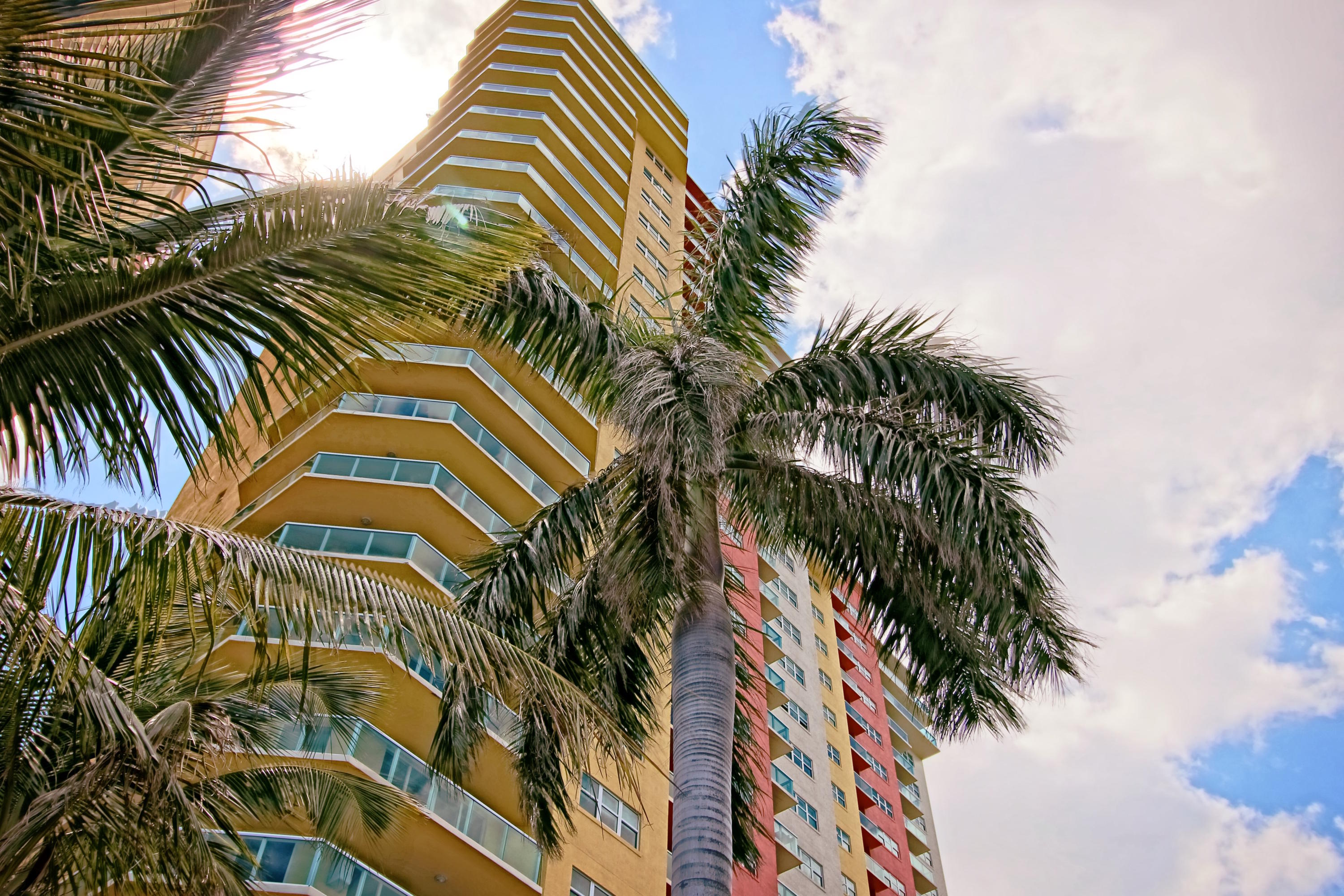 2650 Lake Shore Drive, Unit 1402 Riviera Beach, FL 33404 - Photo 20 of 40 Building 4 MLS
