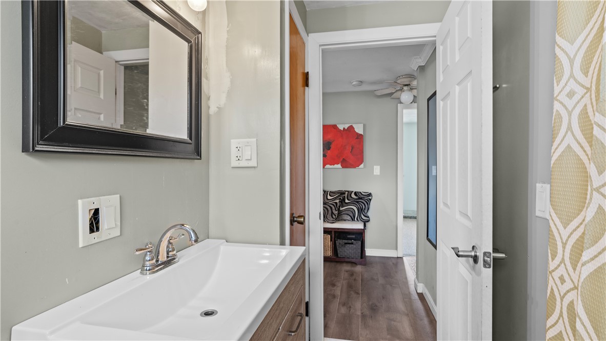 45 Whippoorwill Road Warwick, RI 02888 - Photo 11 of 25