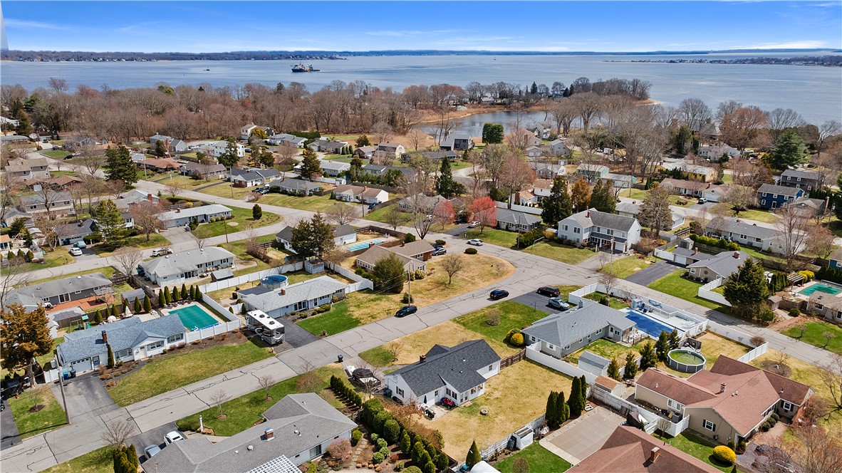 45 Whippoorwill Road Warwick, RI 02888 - Photo 23 of 25