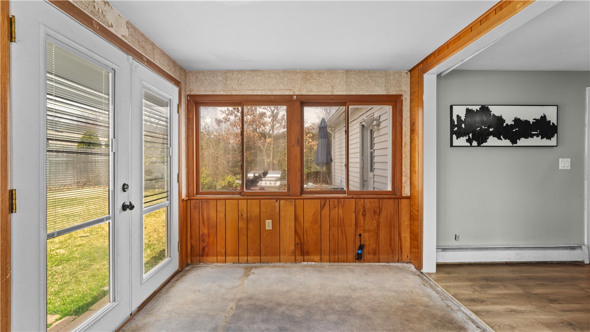 45 Whippoorwill Road Warwick, RI 02888 - Photo 8 of 25