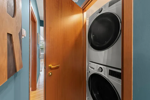 $360,000 | 5054 North Troy Street, Unit 3, Chicago, IL 60625