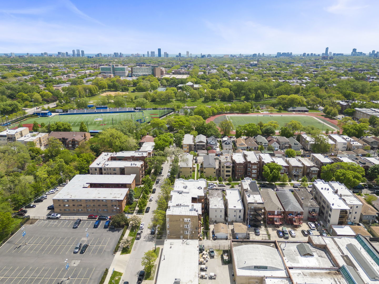 5054 North Troy Street, Unit 3 Chicago, IL 60625 - Photo 28 of 31 a view of a city