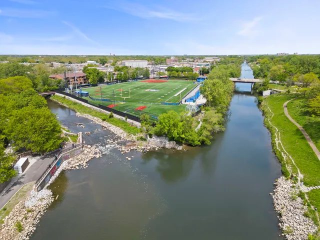 $360,000 | 5054 North Troy Street, Unit 3, Chicago, IL 60625