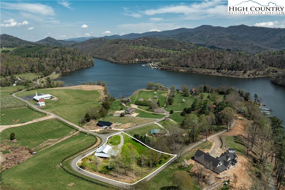 110 North River Lane Butler, TN 37640 - Photo 36 of 50 an aerial view of a house having yard