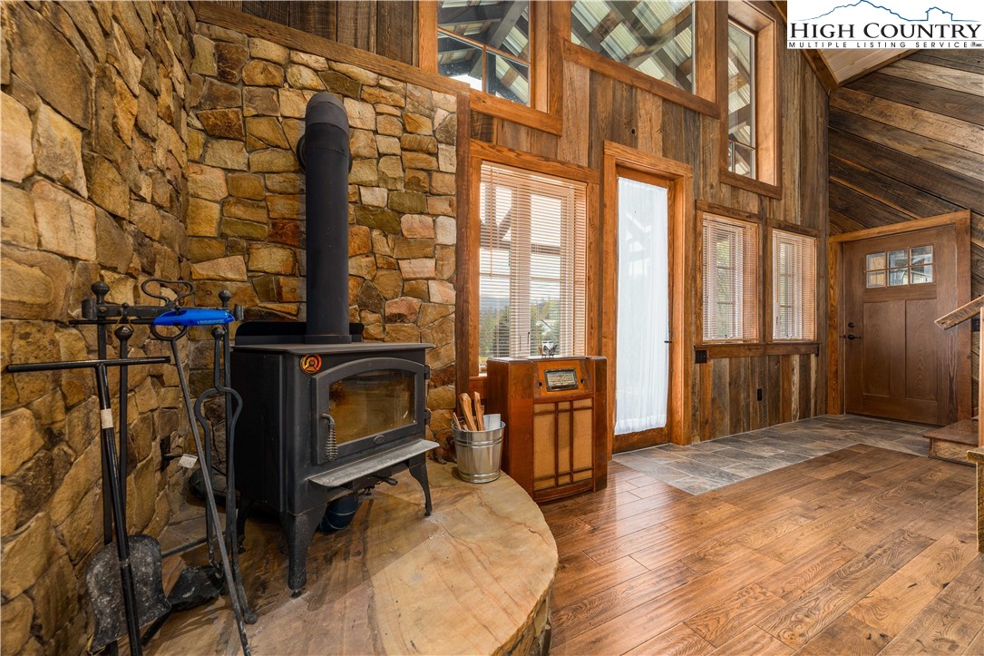 110 North River Lane Butler, TN 37640 - Photo 10 of 50 a view of a balcony