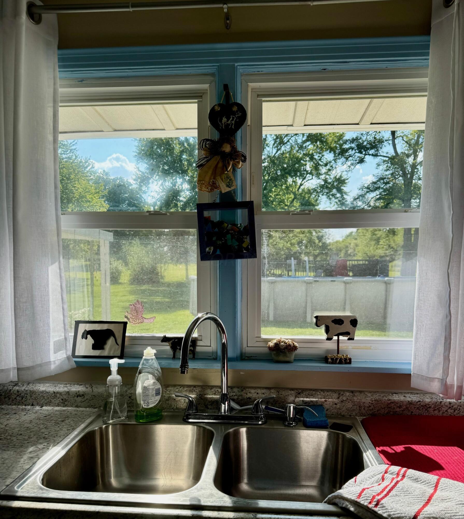 1901 South Bird Road Springfield, OH 45505 - Photo 7 of 39 31