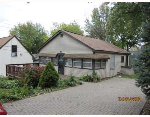1217 Boulevard Howell, MI 48843 - Photo 1 of 6 Photo 1