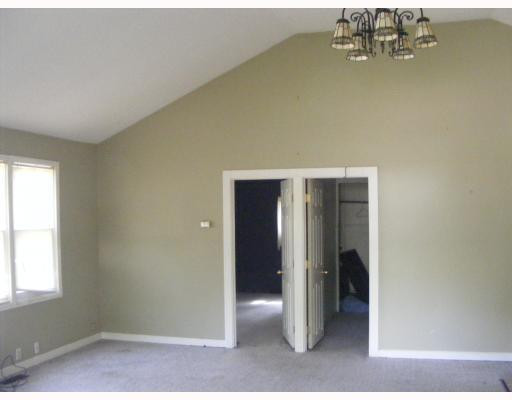 1217 Boulevard Howell, MI 48843 - Photo 3 of 6 Photo 3