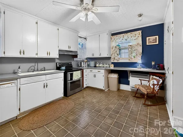 $420,000 | 192 West Court Street, Rutherfordton, NC 28139