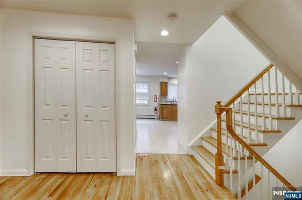 $4,950 | 425 West Street, Unit B, Fort Lee, NJ 07024
