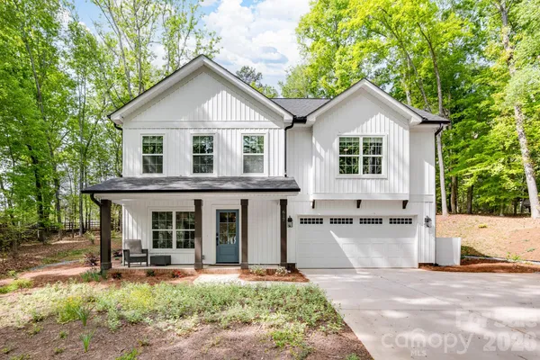 $570,000 | 617 Teresa Circle, Waxhaw, NC 28173