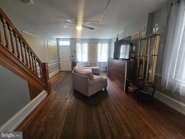 $299,000 | 931 West Marshall Street, Norristown, PA 19401