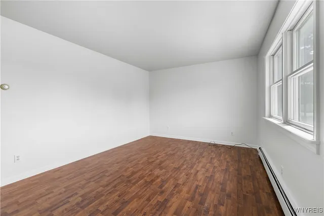 $1,200 | 3723 Route 78 Strykersville Ny 14145, Strykersville, NY 14145