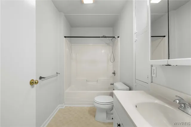 $1,200 | 3723 Route 78 Strykersville Ny 14145, Strykersville, NY 14145