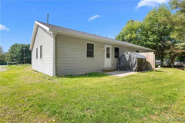 $1,200 | 3723 Route 78 Strykersville Ny 14145, Strykersville, NY 14145