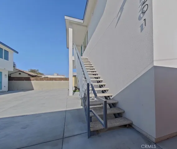 $1,999,900 | 6118 Amos Avenue, Lakewood, CA 90712