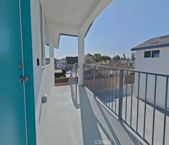 $1,999,900 | 6118 Amos Avenue, Lakewood, CA 90712