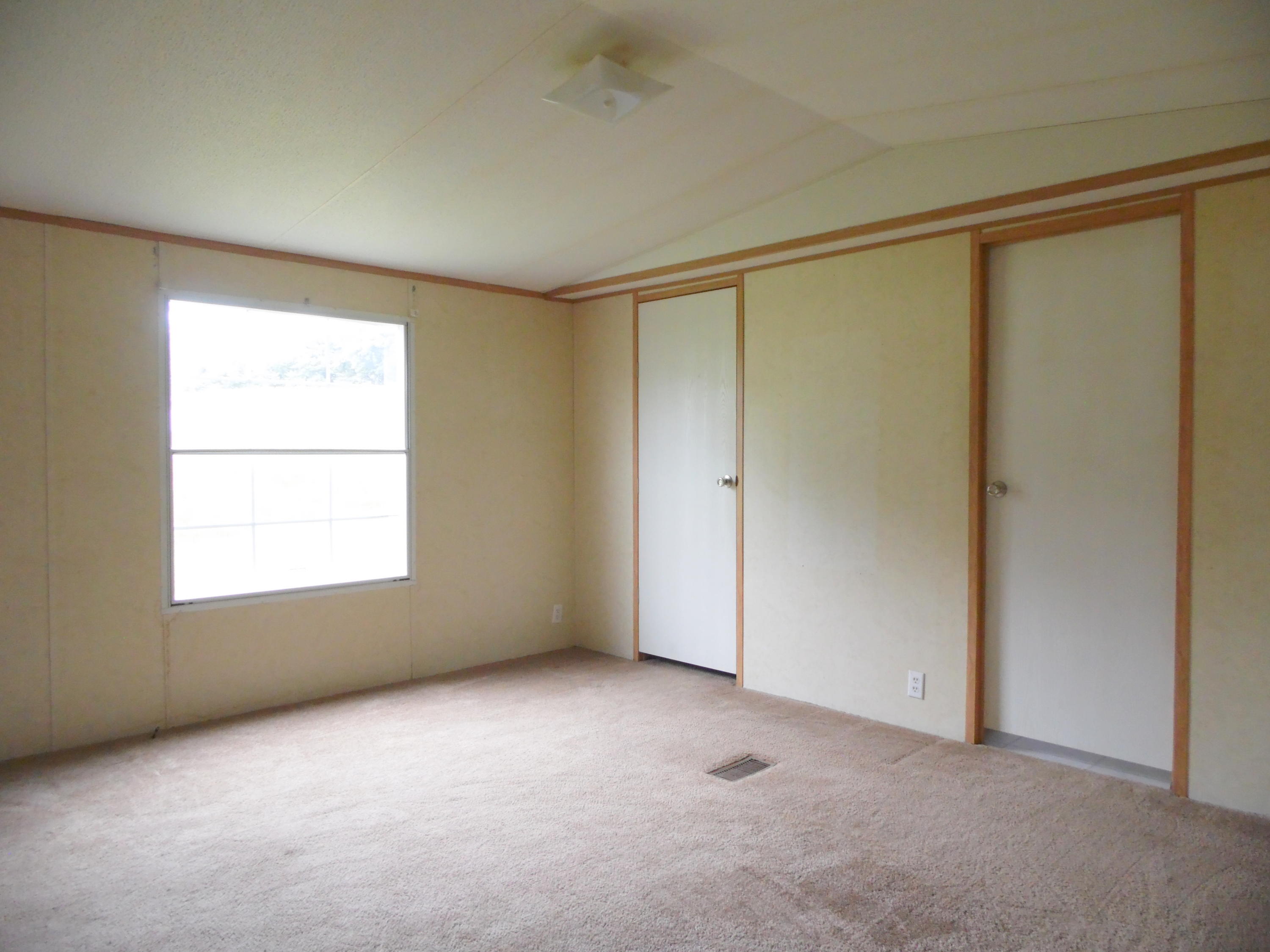 209 Landmark Road Jacksboro, TN 37757 - Photo 10 of 15 SAM_4182