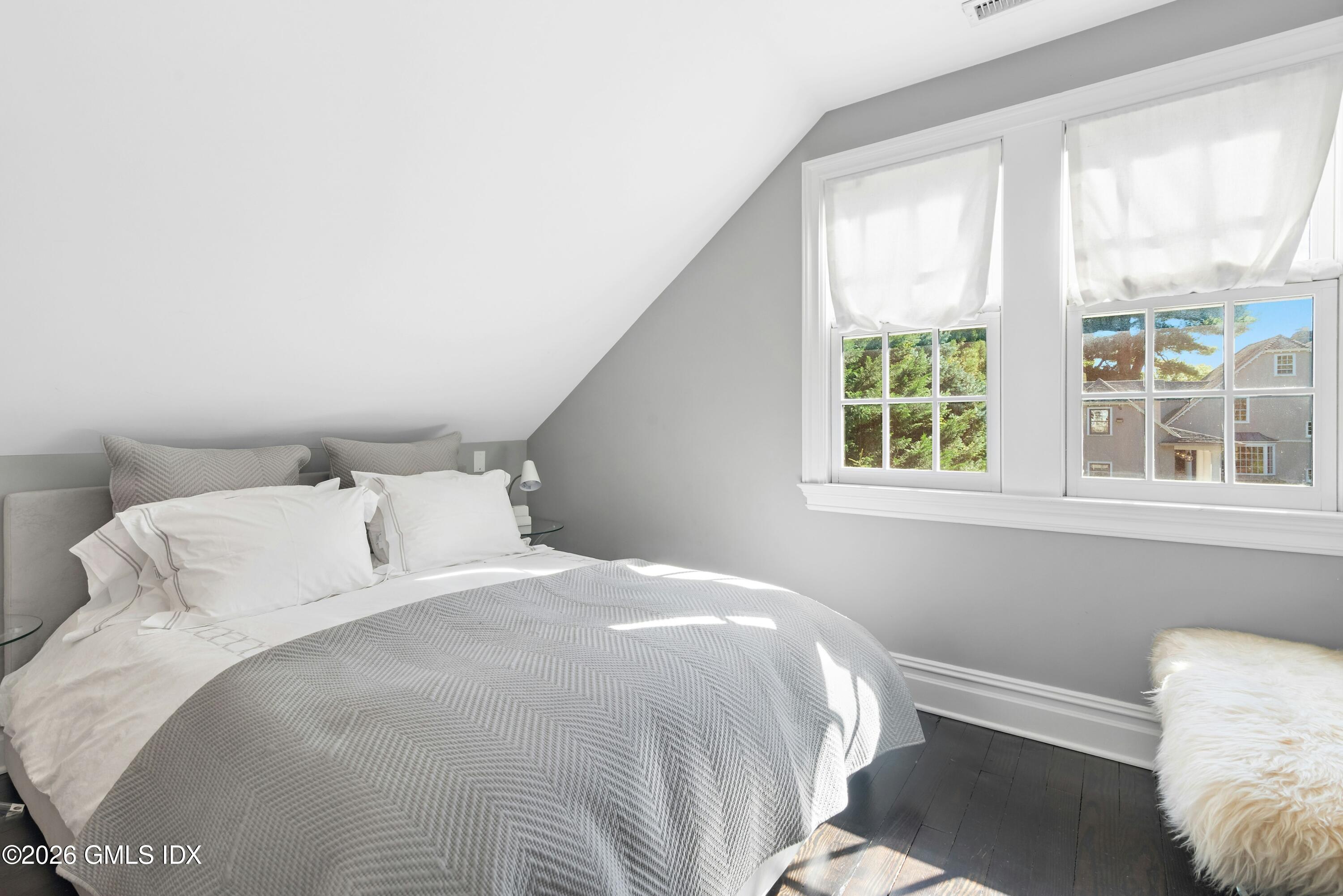 253 Shore Road Greenwich, CT 06830 - Photo 27 of 29 038-497186-497186_329