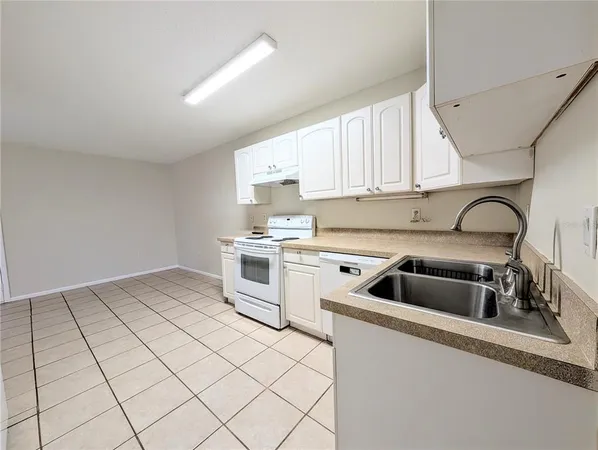 $1,500 | 1122 68th Ave Drive West, Unit 5, Bradenton, FL 34207