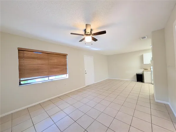 $1,500 | 1122 68th Ave Drive West, Unit 5, Bradenton, FL 34207