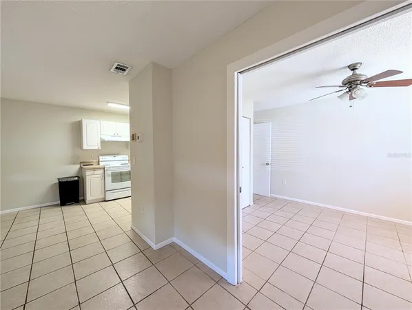 $1,500 | 1122 68th Ave Drive West, Unit 5, Bradenton, FL 34207
