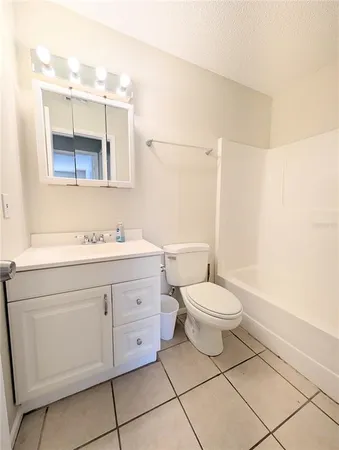 $1,500 | 1122 68th Ave Drive West, Unit 5, Bradenton, FL 34207