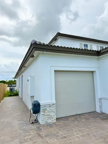 $2,000 | 2832 Southeast 23rd Avenue, Unit NEXT, Homestead, FL 33035