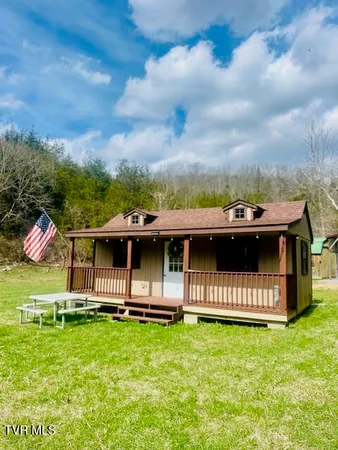 $199,500 | 8272 Anglers Way Road, Duffield, VA 24244