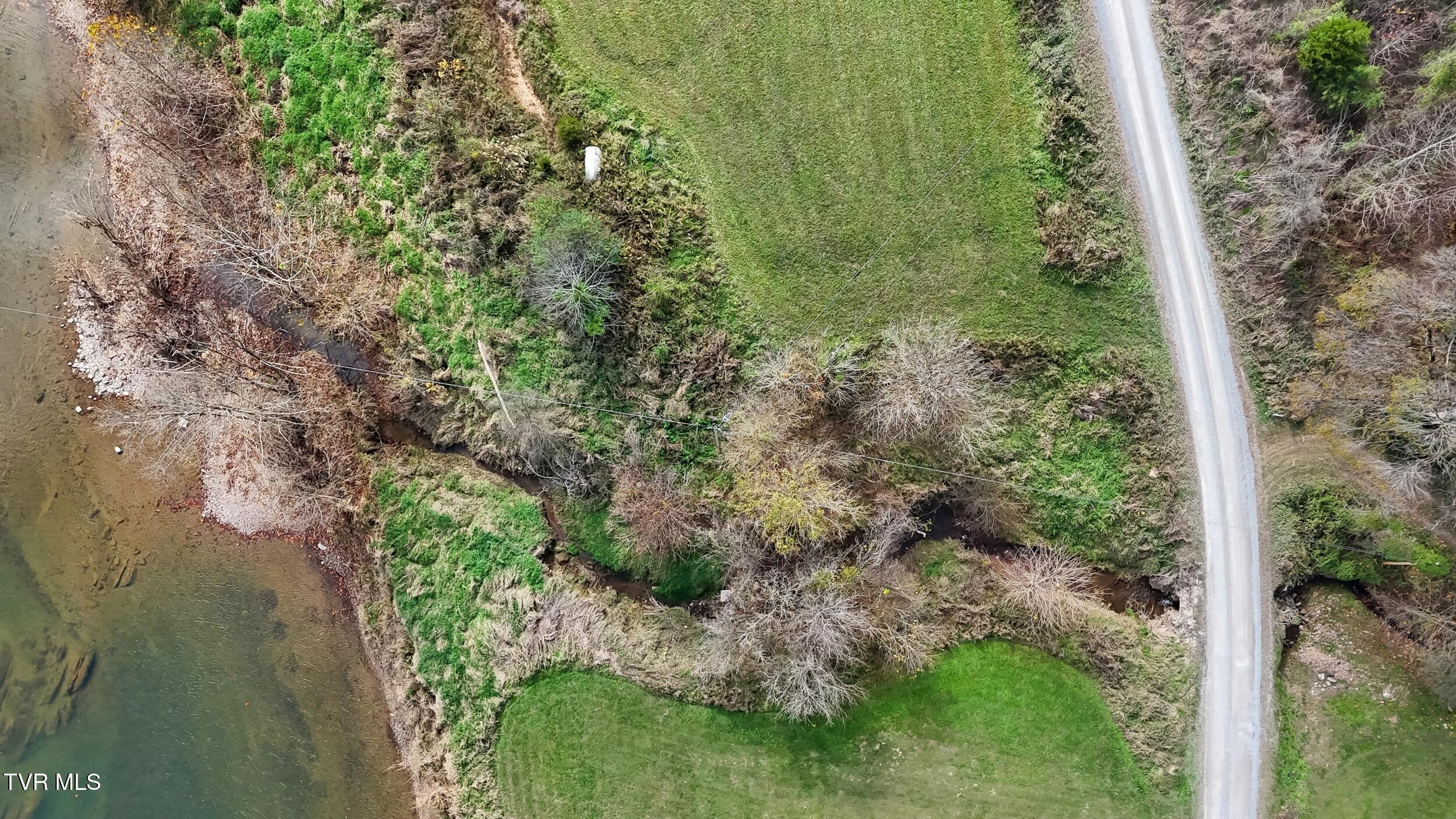 8272 Anglers Way Road Duffield, VA 24244 - Photo 20 of 27 24_dji_20241105133556_0156_d