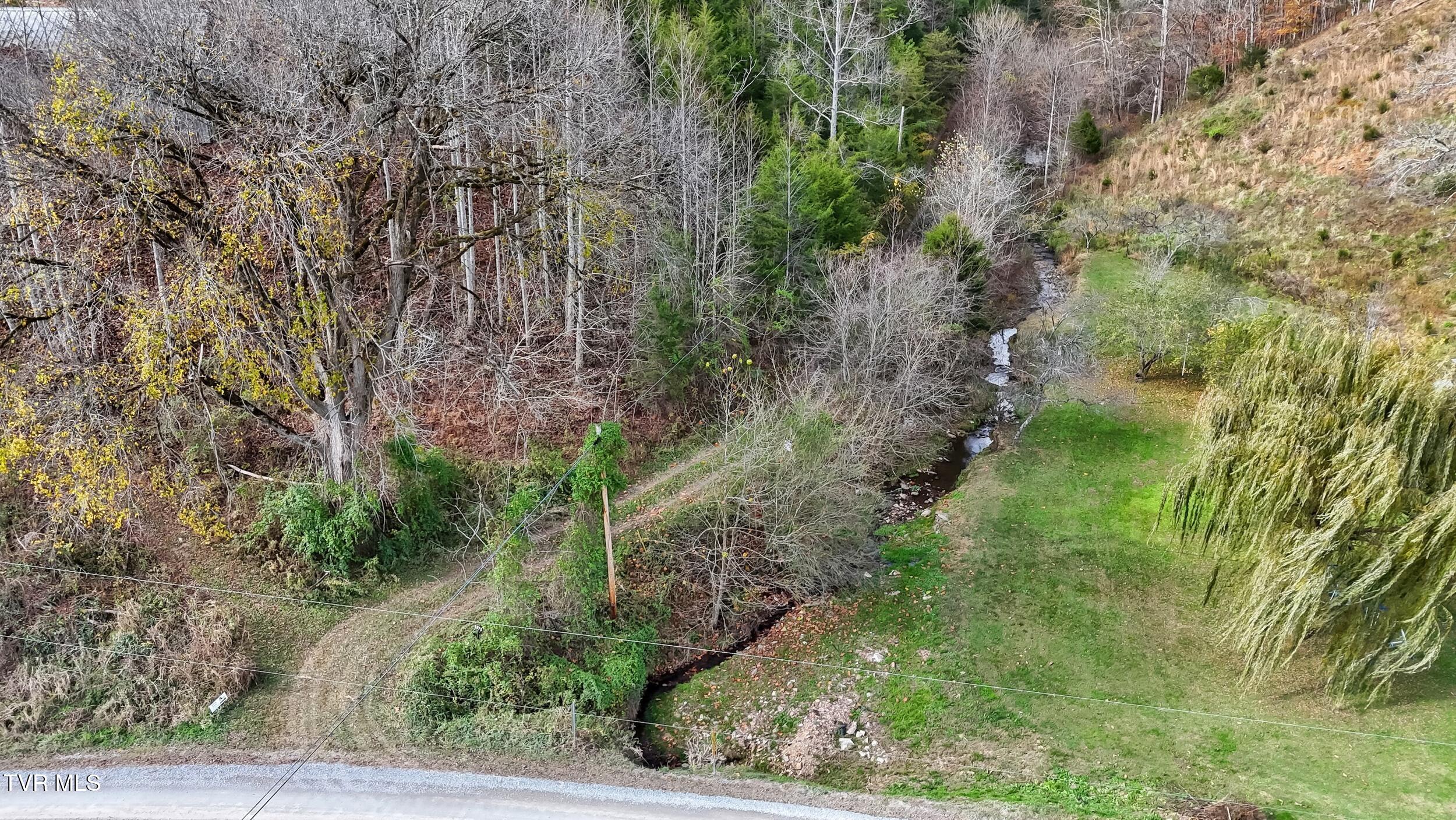 8272 Anglers Way Road Duffield, VA 24244 - Photo 21 of 27 26_dji_20241105133755_0168_d