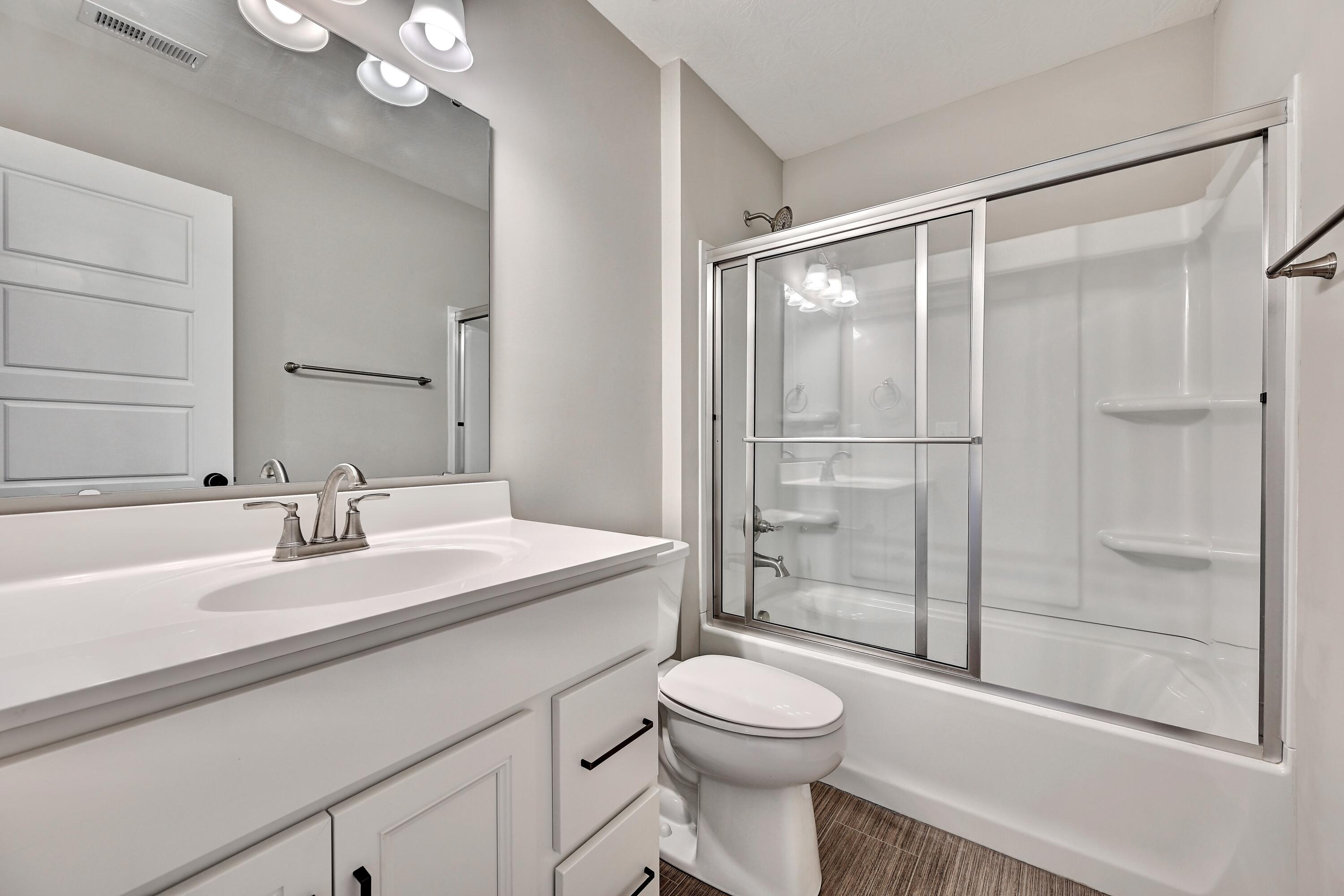 2307 Piazza Ridge Covington, KY 41017 - Photo 21 of 37 DSC_9098_099_100_101_102Interior01