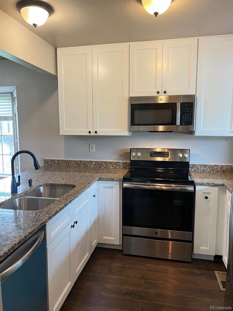 12043 Ivanhoe Circle Brighton, CO 80602 - Photo 4 of 20