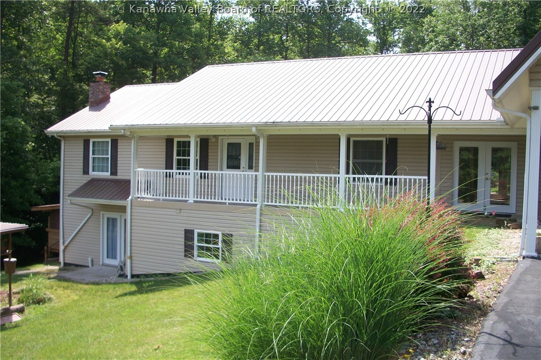 2 June Bug Lane Winfield, WV 25213 - Photo 3 of 26 Gallery Image 3