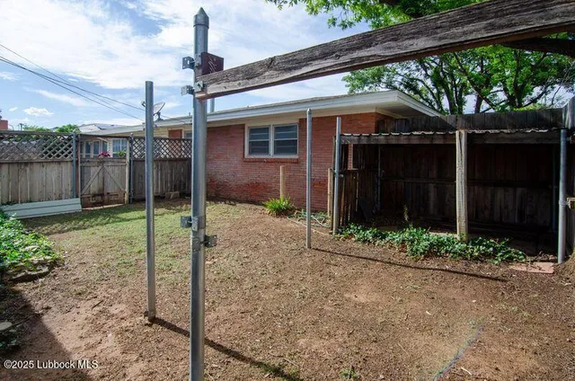 $180,000 | 5001 13th Street, Lubbock, TX 79416
