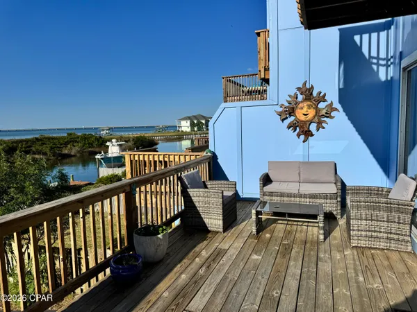 $549,000 | 3212 Quiet Water Lane, Gulf Breeze, FL 32563