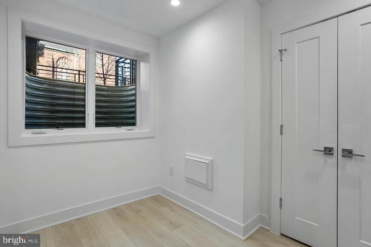 4 R Street Northwest, Unit 4 Washington, DC 20001 - Photo 21 of 38