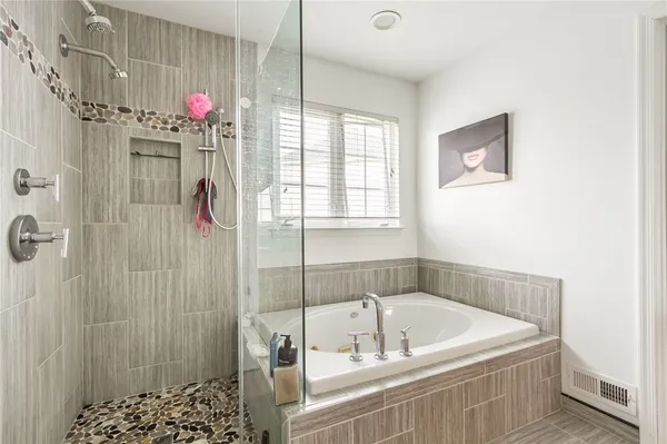 $550,000 | 68 Sweet Pea Drive, Henrietta, NY 14586