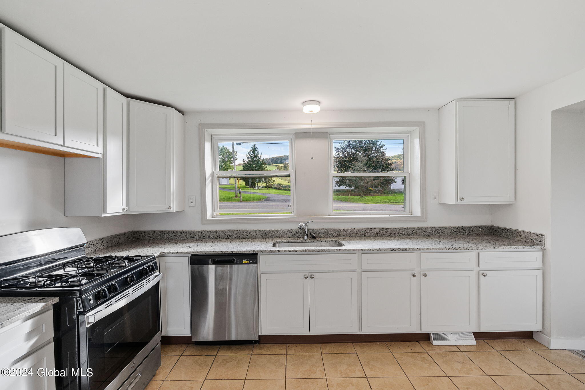 605 Pattersonville Road Florida, NY 12137 - Photo 13 of 47 16-web-or-mls-605-pattersonville-rd