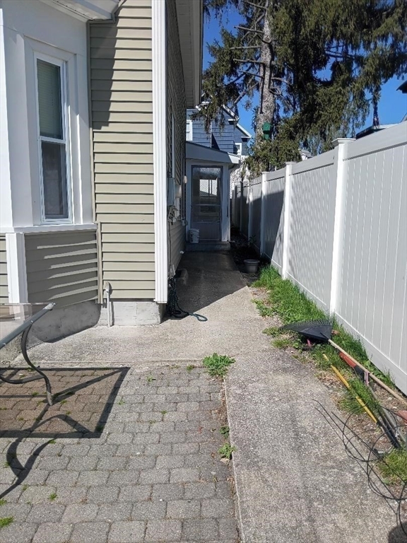 45 West Street Lowell, MA 01850 - Photo 15 of 16