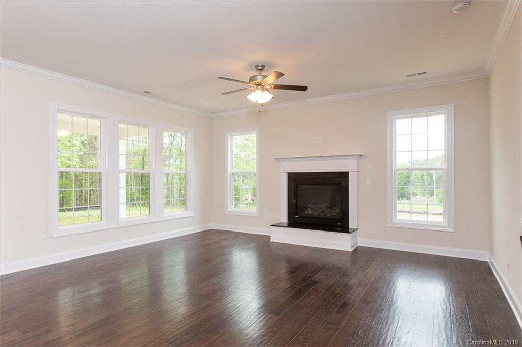 7025 Buckland Road Charlotte, NC 28278 - Photo 16 of 35 Gallery Image 16