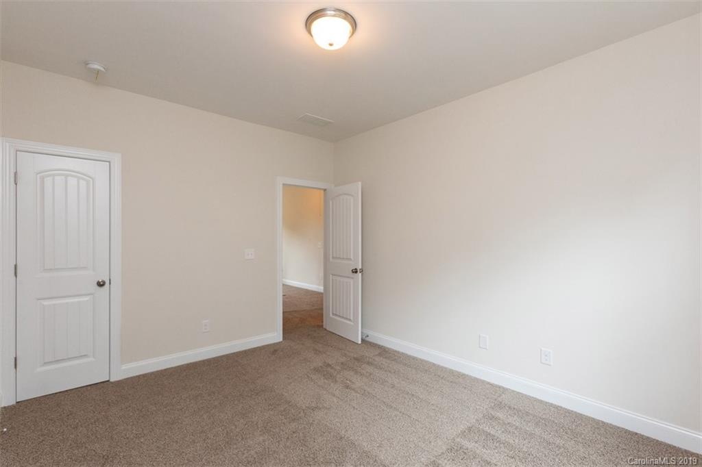7025 Buckland Road Charlotte, NC 28278 - Photo 21 of 35 Gallery Image 21