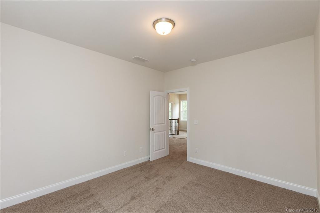 7025 Buckland Road Charlotte, NC 28278 - Photo 26 of 35 Gallery Image 26