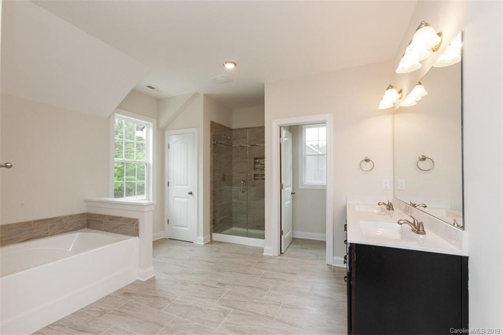 7025 Buckland Road Charlotte, NC 28278 - Photo 27 of 35 Gallery Image 27