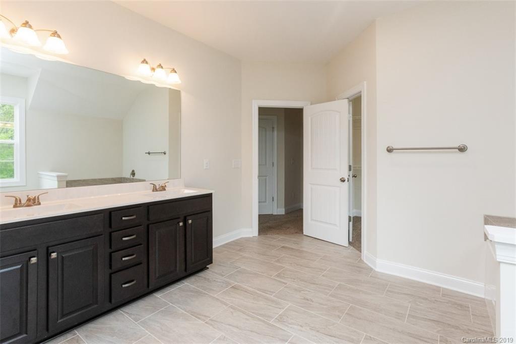 7025 Buckland Road Charlotte, NC 28278 - Photo 28 of 35 Gallery Image 28