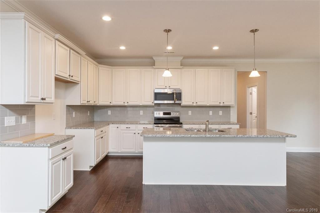 7025 Buckland Road Charlotte, NC 28278 - Photo 10 of 35 Gallery Image 10