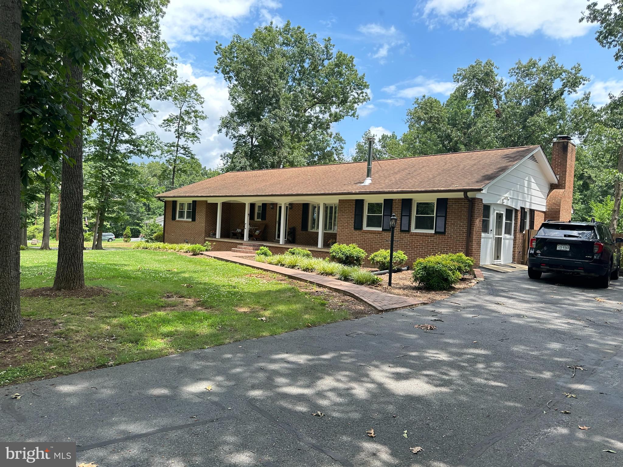 579 Circle View Road Luray, VA 22835 - Photo 3 of 65