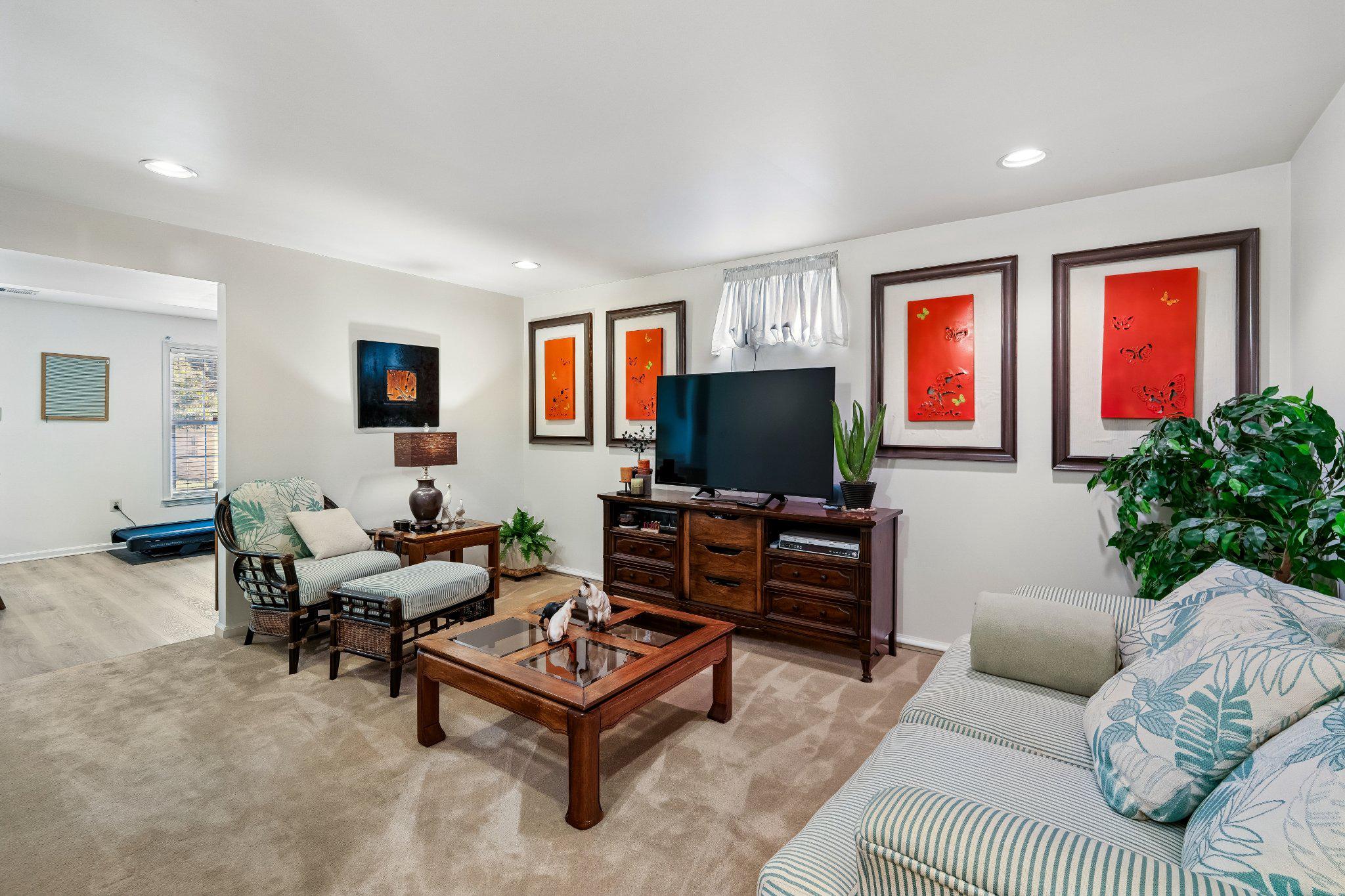 9505 Bald Hill Road Mitchellville, MD 20721 - Photo 30 of 39 Lower level sitting area.