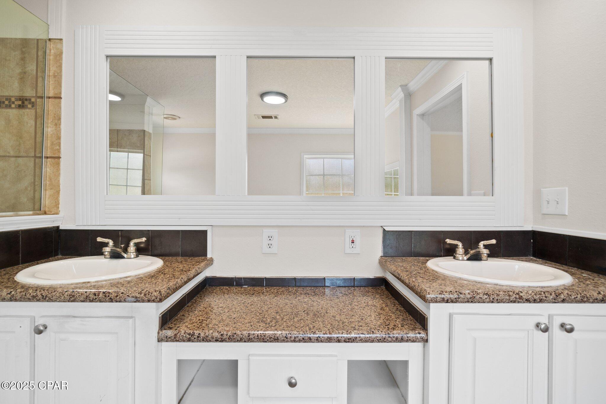 2416 Victory Road Chipley, FL 32428 - Photo 12 of 32